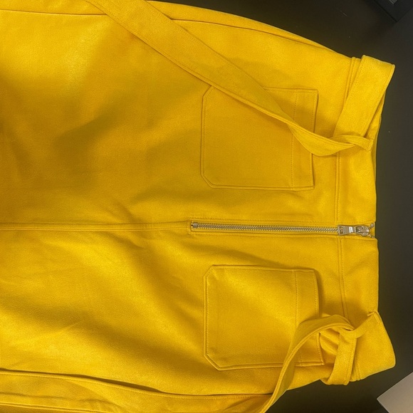Express Yellow Suede Feel Belted Skirt - Picture 2 of 5